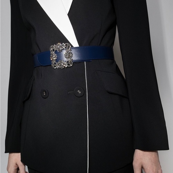 New authentic Manolo Blahnik leather hangisi belt - Picture 9 of 15